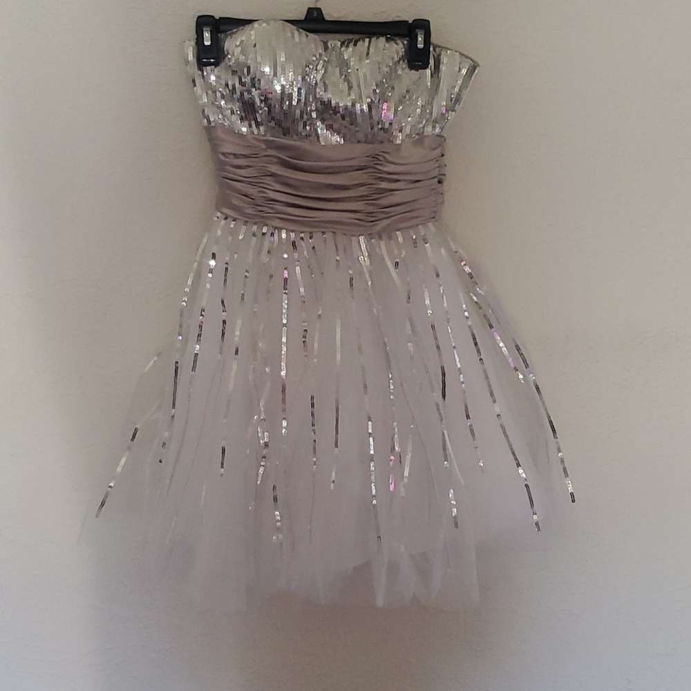Nox Anabel Dress Size S